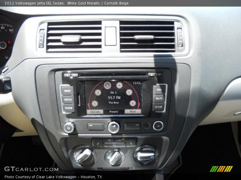 White Gold Metallic / Cornsilk Beige 2011 Volkswagen Jetta SEL Sedan