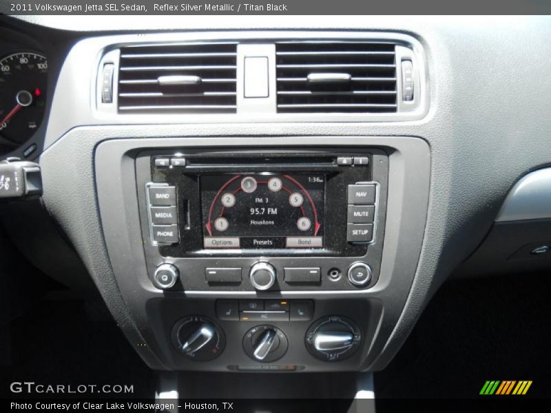 Reflex Silver Metallic / Titan Black 2011 Volkswagen Jetta SEL Sedan