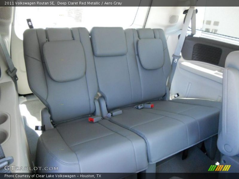 Deep Claret Red Metallic / Aero Gray 2011 Volkswagen Routan SE