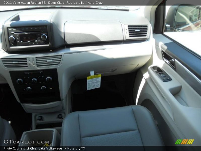 Deep Claret Red Metallic / Aero Gray 2011 Volkswagen Routan SE