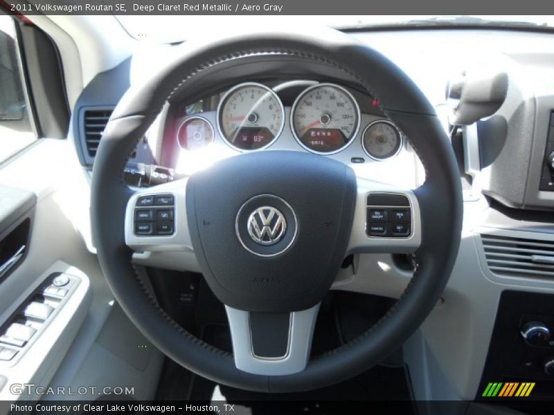 Deep Claret Red Metallic / Aero Gray 2011 Volkswagen Routan SE