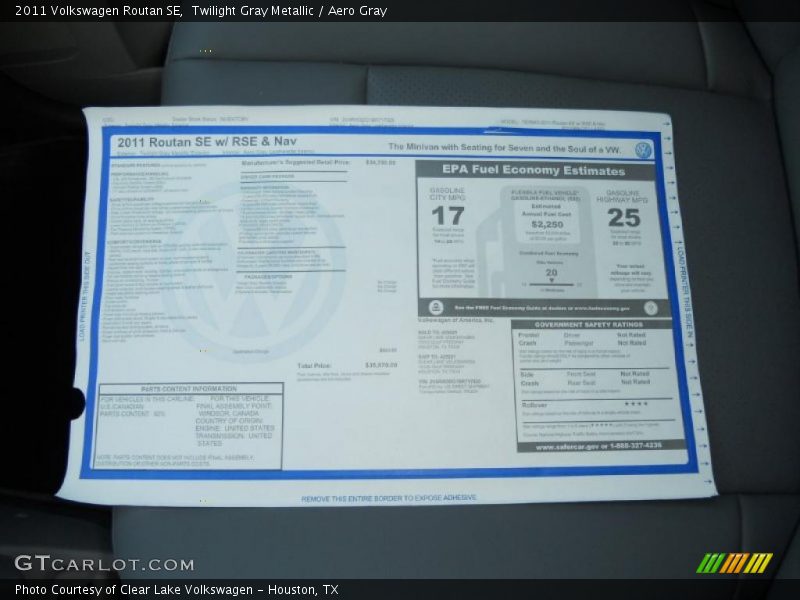 Twilight Gray Metallic / Aero Gray 2011 Volkswagen Routan SE