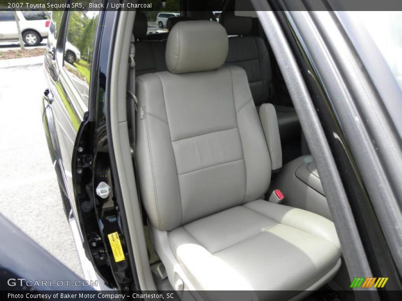 Black / Light Charcoal 2007 Toyota Sequoia SR5