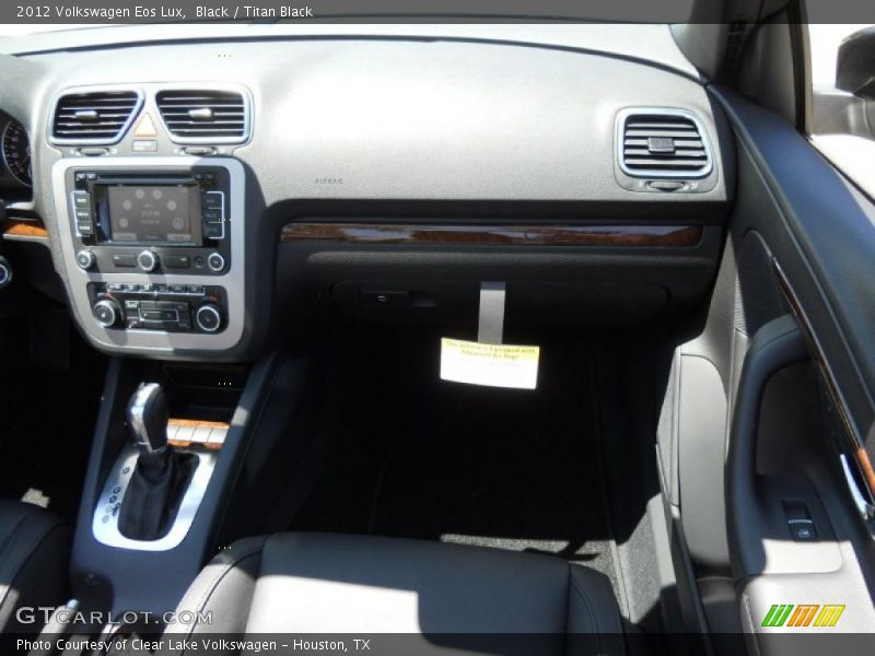 Black / Titan Black 2012 Volkswagen Eos Lux