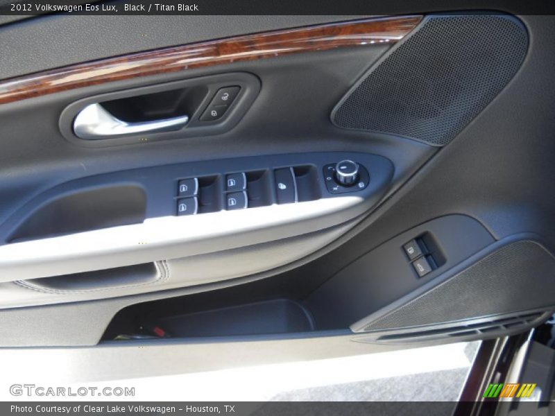 Black / Titan Black 2012 Volkswagen Eos Lux