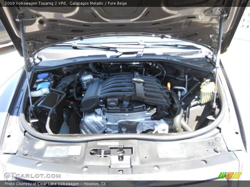 Galapagos Metallic / Pure Beige 2009 Volkswagen Touareg 2 VR6