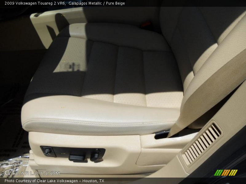 Galapagos Metallic / Pure Beige 2009 Volkswagen Touareg 2 VR6