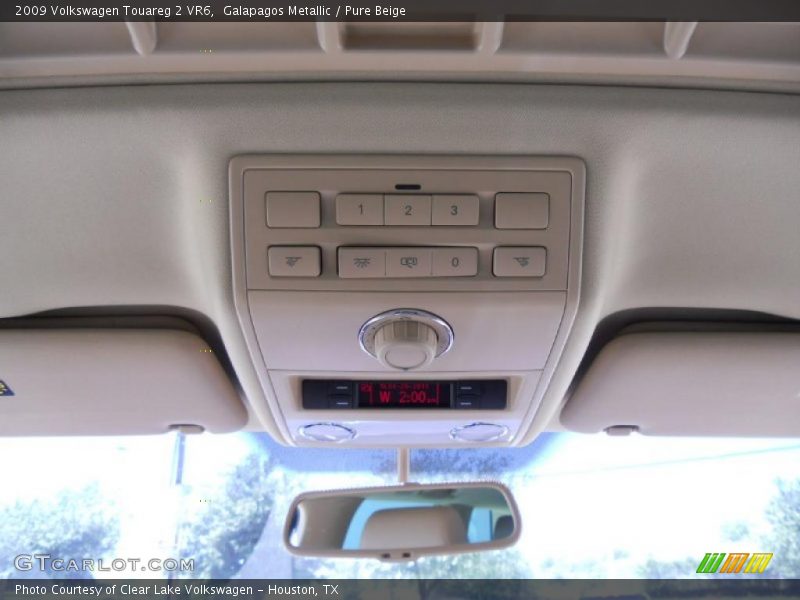 Galapagos Metallic / Pure Beige 2009 Volkswagen Touareg 2 VR6