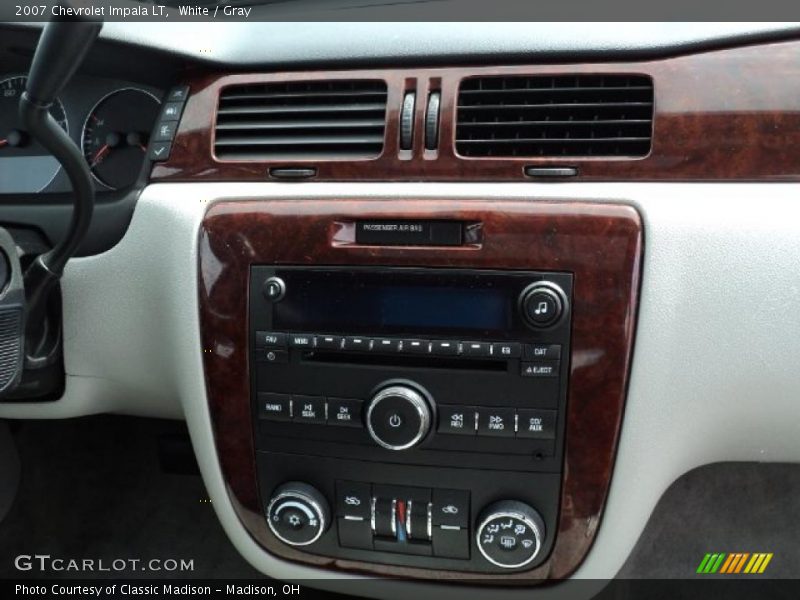 White / Gray 2007 Chevrolet Impala LT