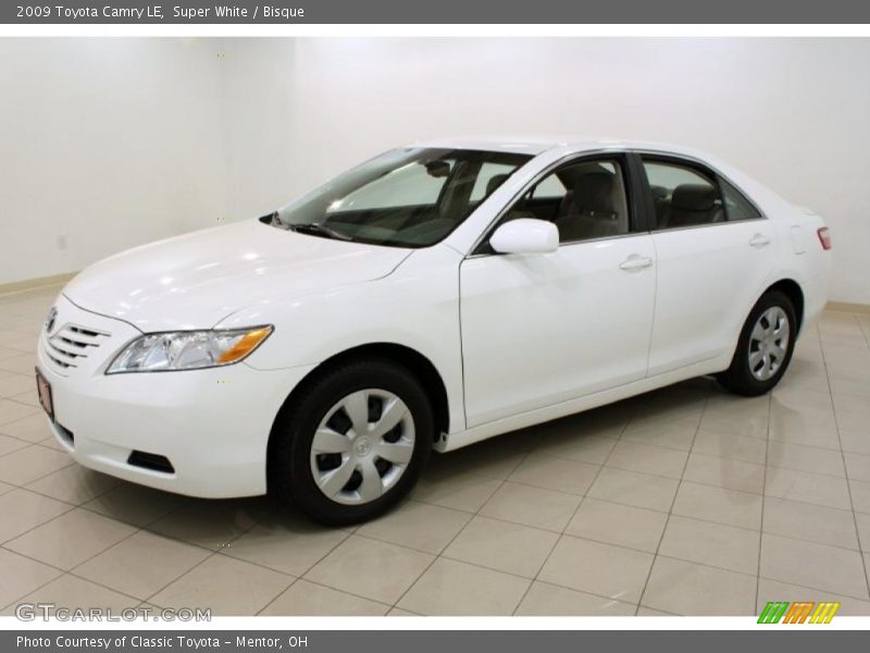 Super White / Bisque 2009 Toyota Camry LE