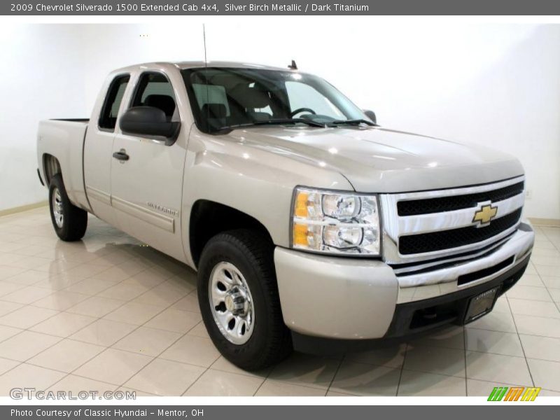 Silver Birch Metallic / Dark Titanium 2009 Chevrolet Silverado 1500 Extended Cab 4x4