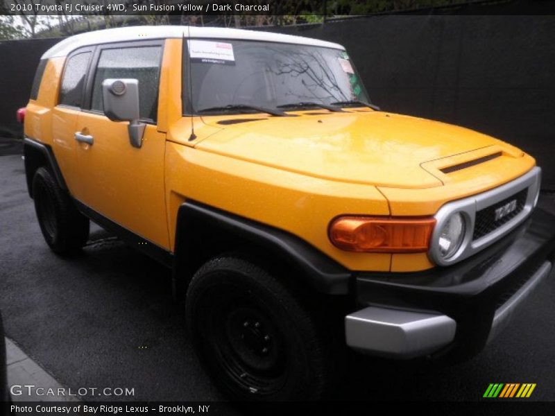 Sun Fusion Yellow / Dark Charcoal 2010 Toyota FJ Cruiser 4WD