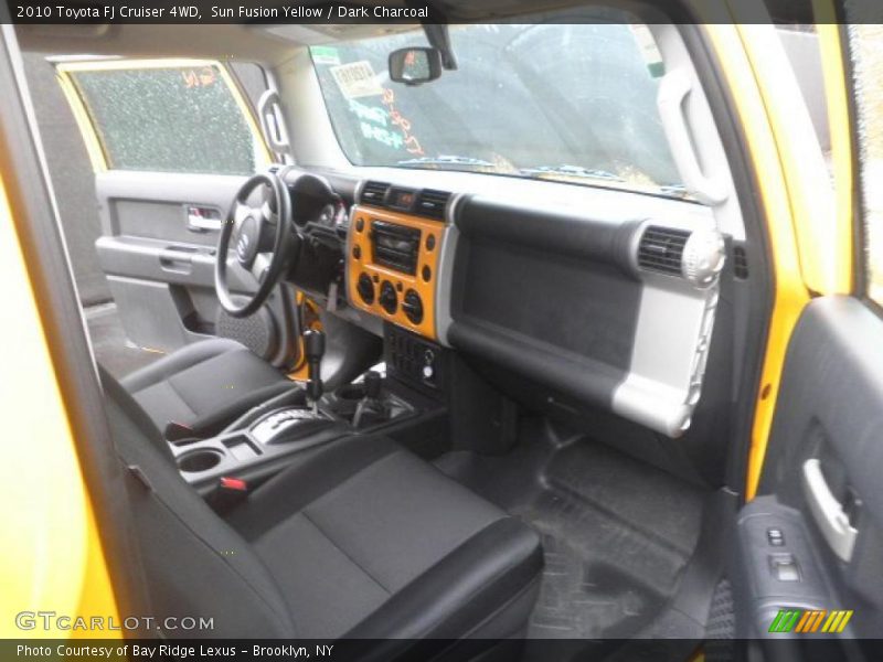 Sun Fusion Yellow / Dark Charcoal 2010 Toyota FJ Cruiser 4WD