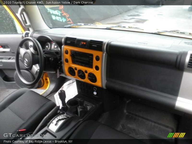 Sun Fusion Yellow / Dark Charcoal 2010 Toyota FJ Cruiser 4WD
