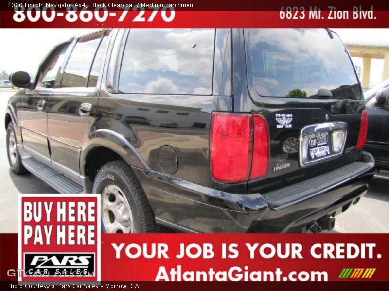 Black Clearcoat / Medium Parchment 2000 Lincoln Navigator 4x4