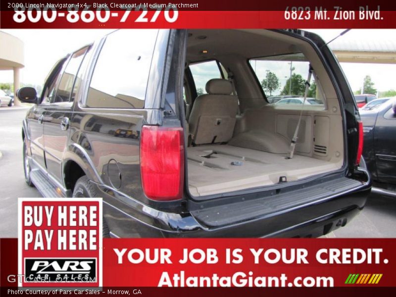 Black Clearcoat / Medium Parchment 2000 Lincoln Navigator 4x4