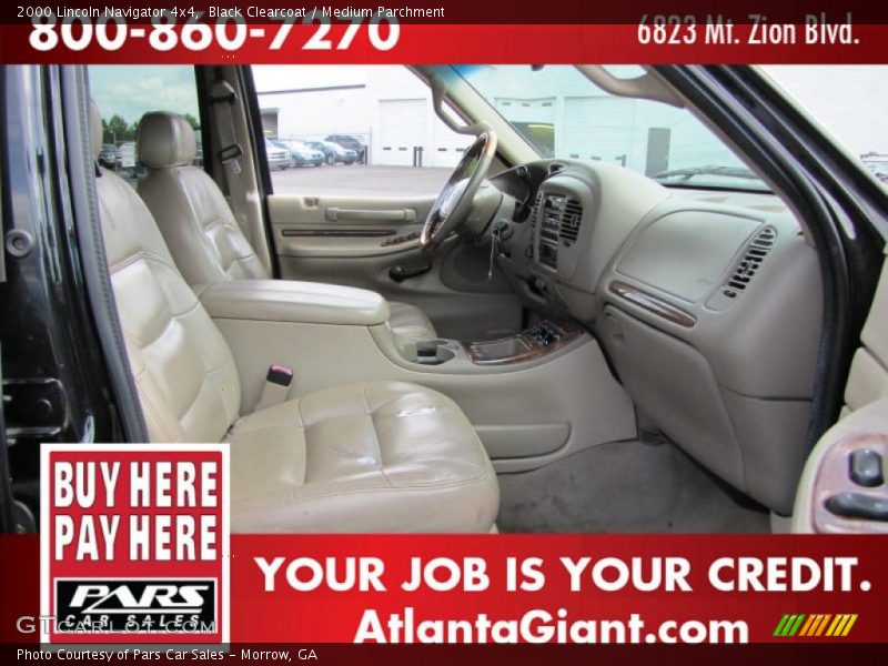 Black Clearcoat / Medium Parchment 2000 Lincoln Navigator 4x4