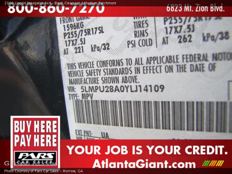 Black Clearcoat / Medium Parchment 2000 Lincoln Navigator 4x4