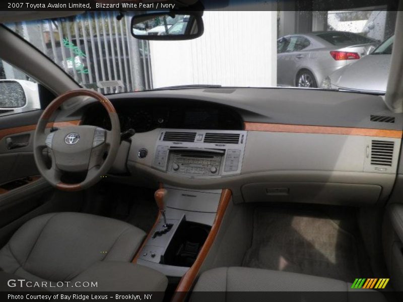 Blizzard White Pearl / Ivory 2007 Toyota Avalon Limited
