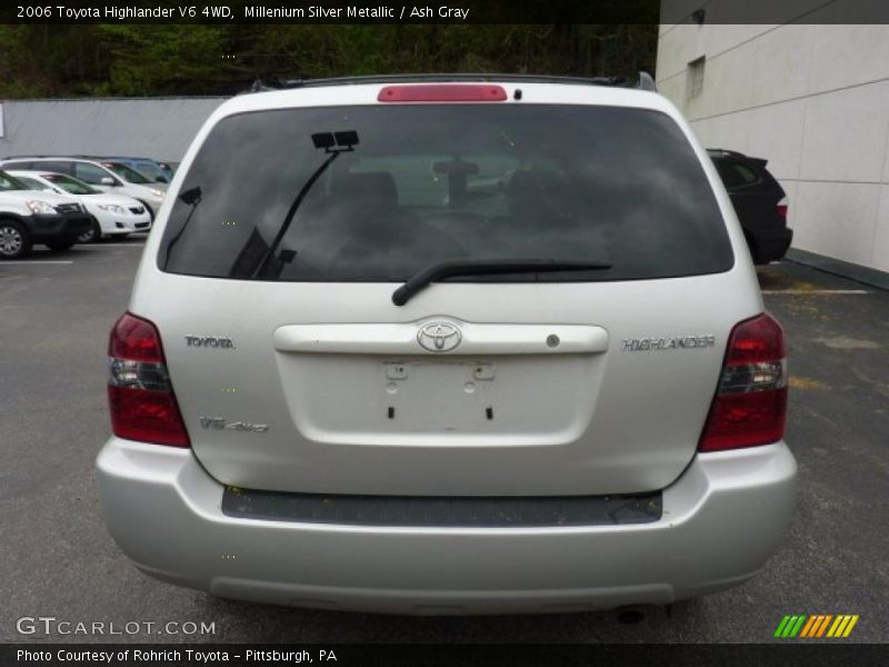 Millenium Silver Metallic / Ash Gray 2006 Toyota Highlander V6 4WD
