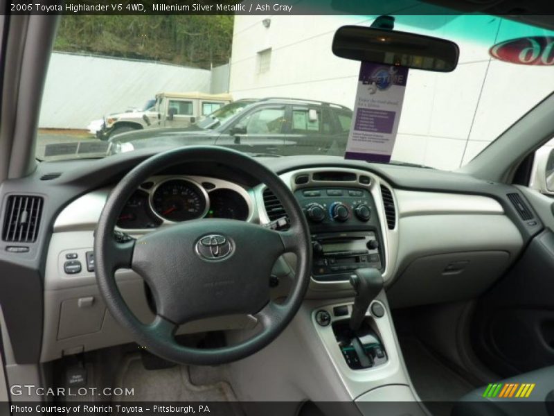 Millenium Silver Metallic / Ash Gray 2006 Toyota Highlander V6 4WD