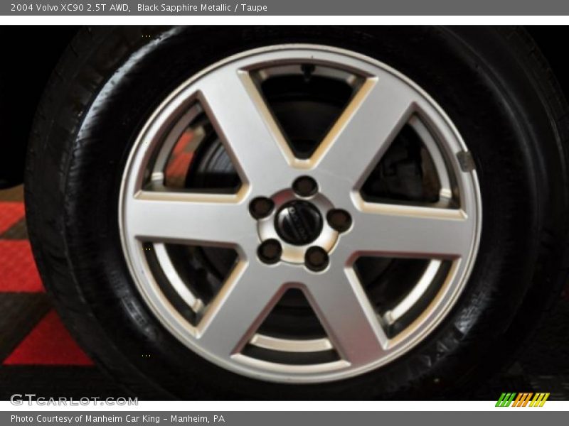 Black Sapphire Metallic / Taupe 2004 Volvo XC90 2.5T AWD