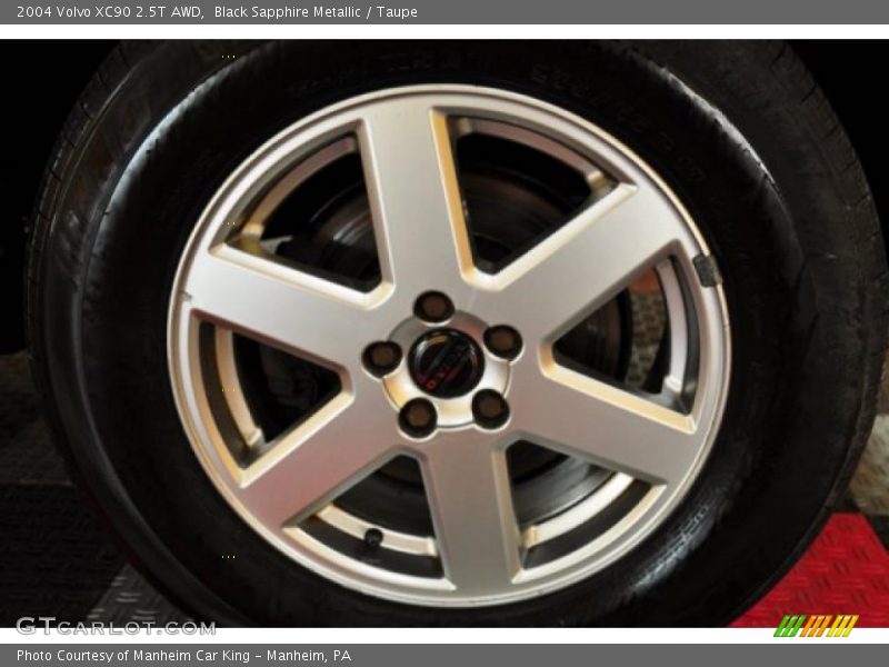 Black Sapphire Metallic / Taupe 2004 Volvo XC90 2.5T AWD