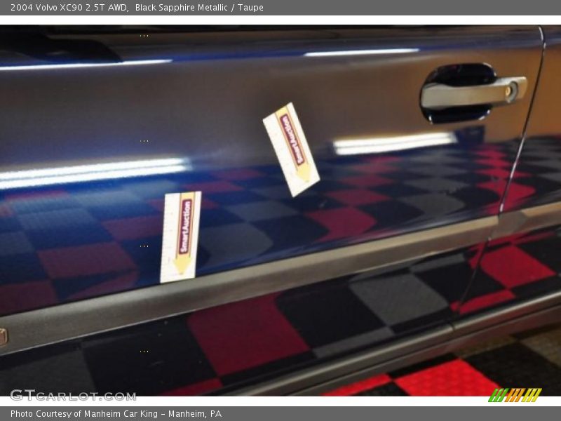 Black Sapphire Metallic / Taupe 2004 Volvo XC90 2.5T AWD