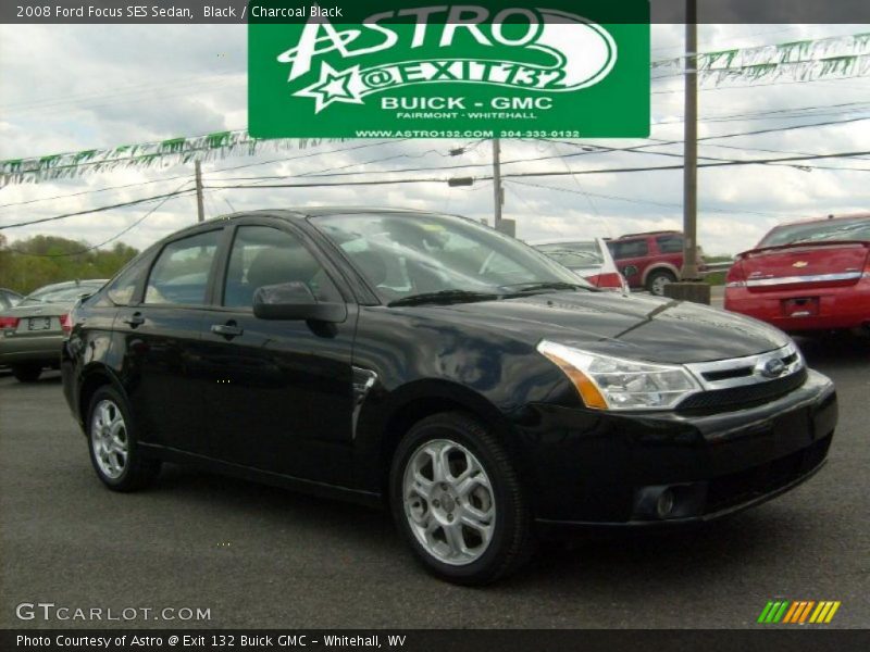 Black / Charcoal Black 2008 Ford Focus SES Sedan