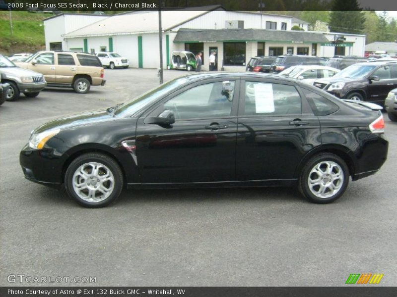 Black / Charcoal Black 2008 Ford Focus SES Sedan