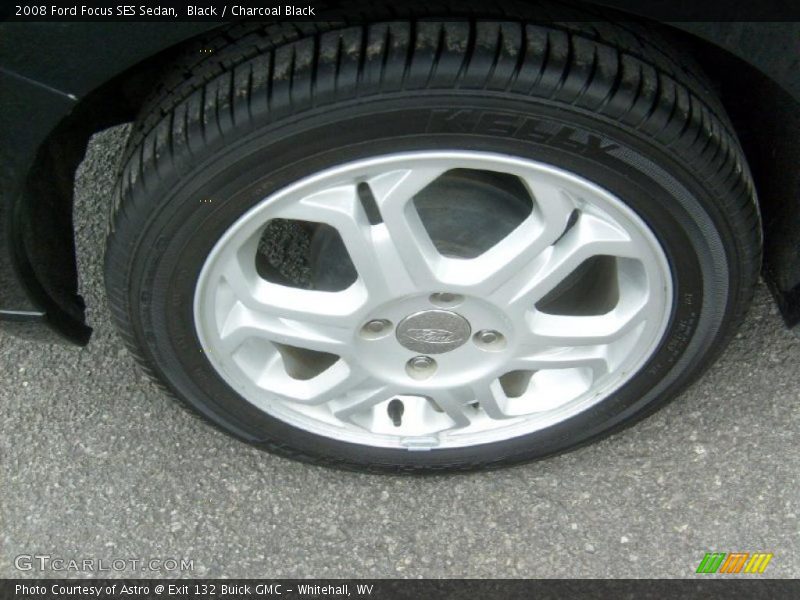 Black / Charcoal Black 2008 Ford Focus SES Sedan