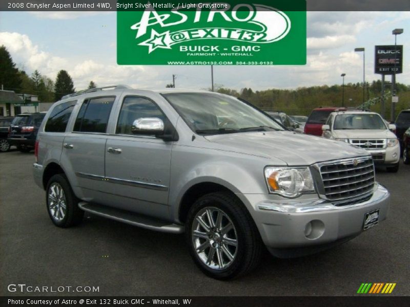 Bright Silver Metallic / Light Graystone 2008 Chrysler Aspen Limited 4WD