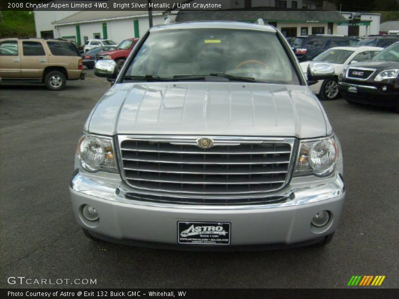 Bright Silver Metallic / Light Graystone 2008 Chrysler Aspen Limited 4WD