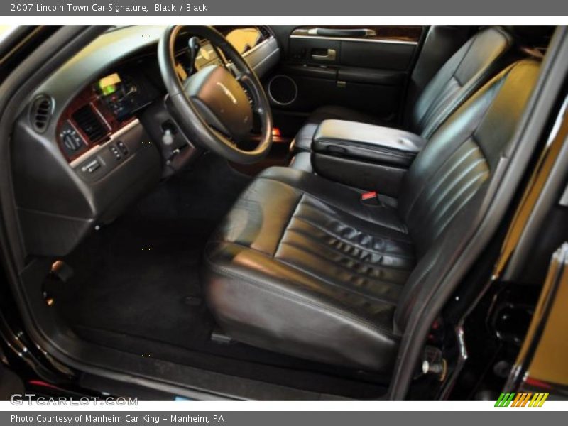 Black / Black 2007 Lincoln Town Car Signature