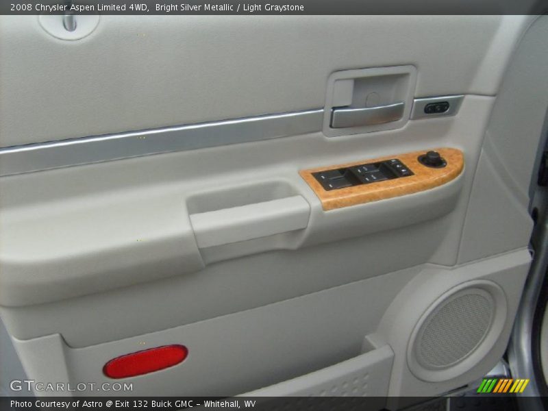 Bright Silver Metallic / Light Graystone 2008 Chrysler Aspen Limited 4WD