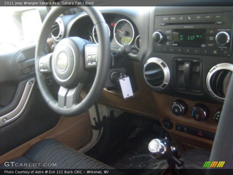 Sahara Tan / Black 2011 Jeep Wrangler Sahara 4x4