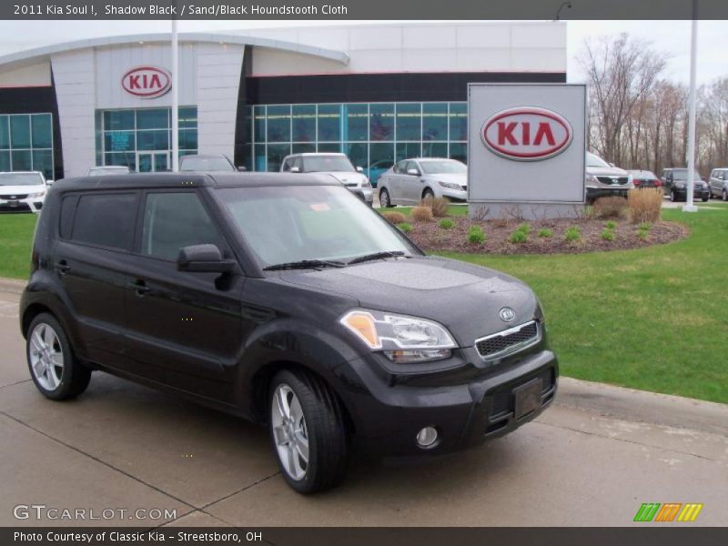 Shadow Black / Sand/Black Houndstooth Cloth 2011 Kia Soul !
