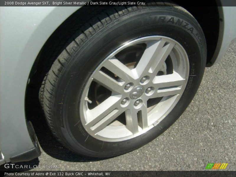 Bright Silver Metallic / Dark Slate Gray/Light Slate Gray 2008 Dodge Avenger SXT