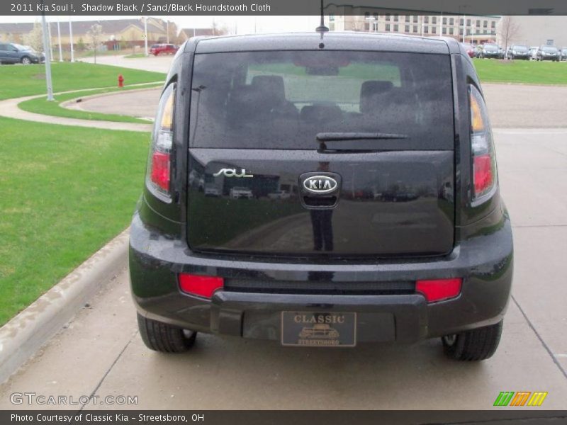 Shadow Black / Sand/Black Houndstooth Cloth 2011 Kia Soul !