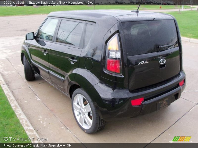 Shadow Black / Sand/Black Houndstooth Cloth 2011 Kia Soul !