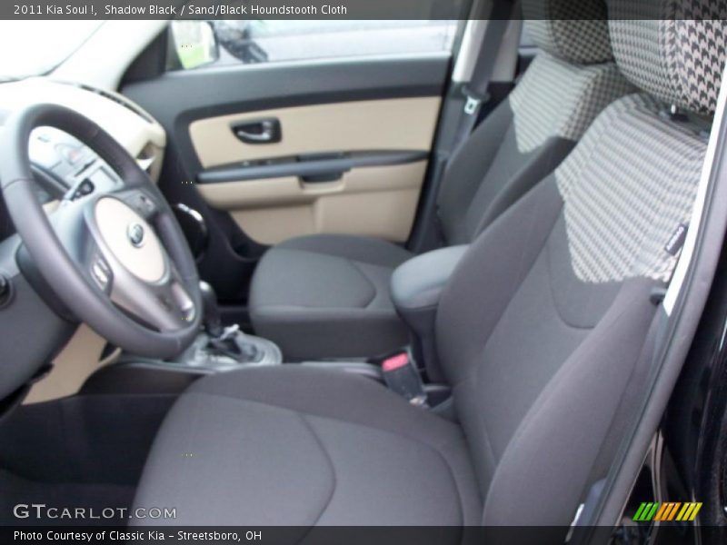 Shadow Black / Sand/Black Houndstooth Cloth 2011 Kia Soul !