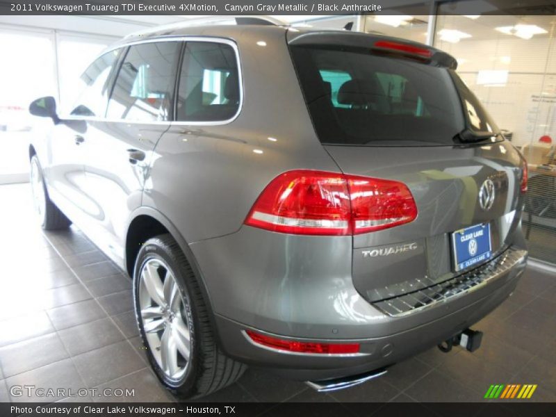 Canyon Gray Metallic / Black Anthracite 2011 Volkswagen Touareg TDI Executive 4XMotion