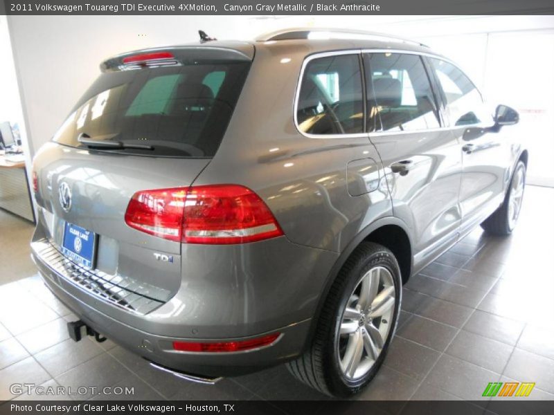 Canyon Gray Metallic / Black Anthracite 2011 Volkswagen Touareg TDI Executive 4XMotion