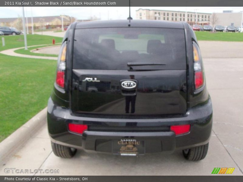 Shadow Black / Sand/Black Houndstooth Cloth 2011 Kia Soul !