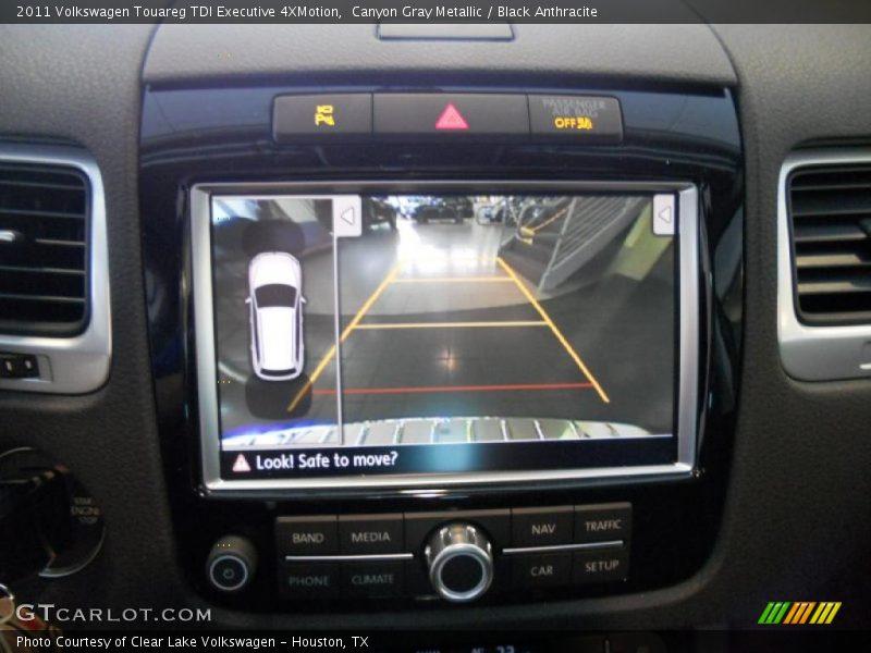 Canyon Gray Metallic / Black Anthracite 2011 Volkswagen Touareg TDI Executive 4XMotion