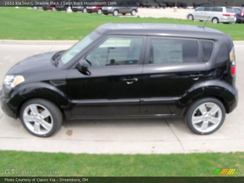 Shadow Black / Sand/Black Houndstooth Cloth 2011 Kia Soul !