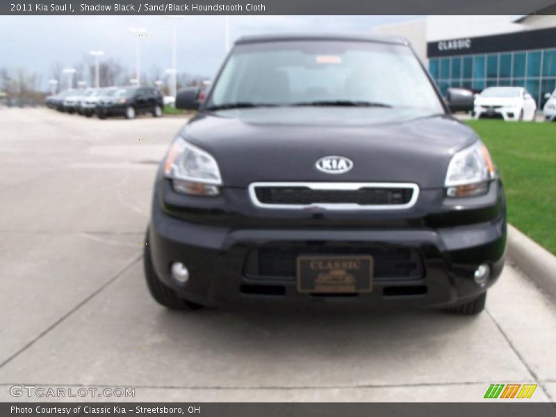 Shadow Black / Sand/Black Houndstooth Cloth 2011 Kia Soul !