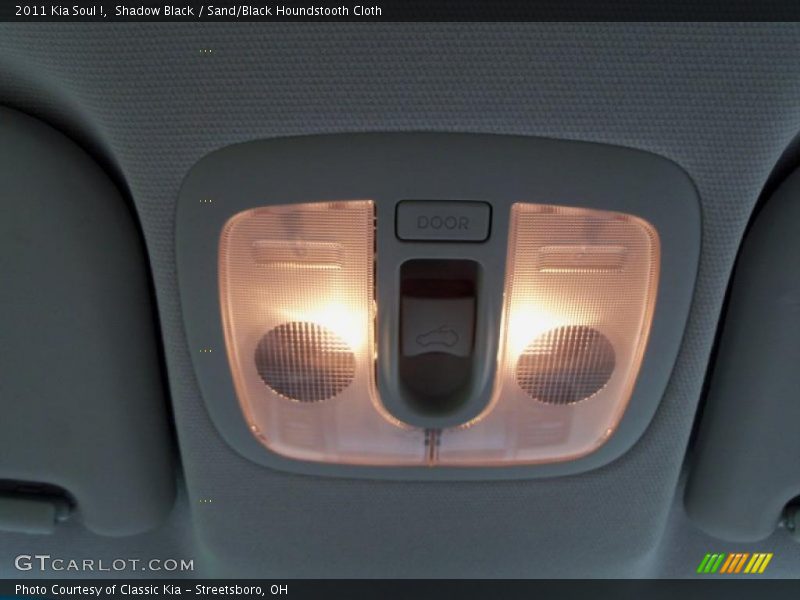 Shadow Black / Sand/Black Houndstooth Cloth 2011 Kia Soul !