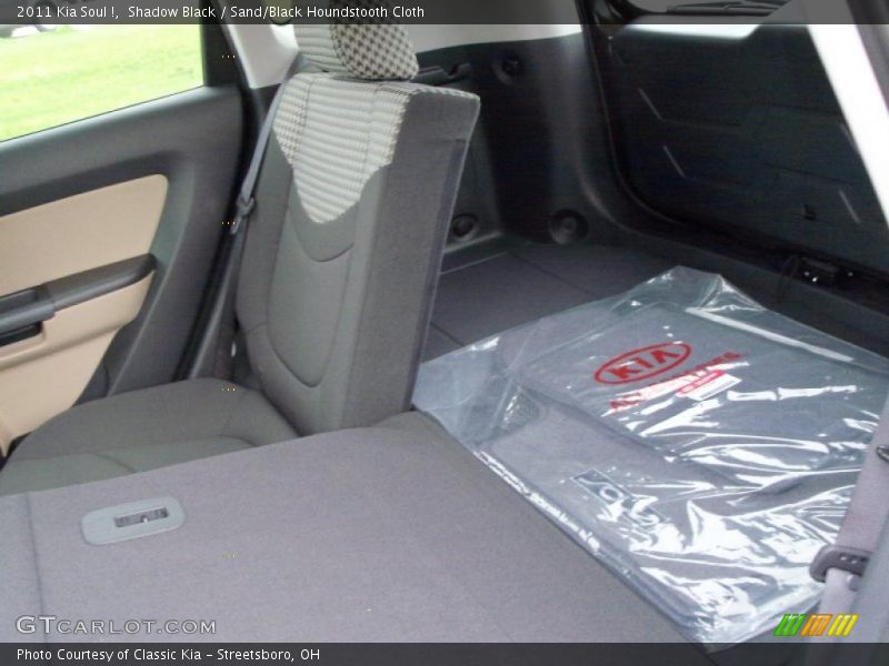 Shadow Black / Sand/Black Houndstooth Cloth 2011 Kia Soul !