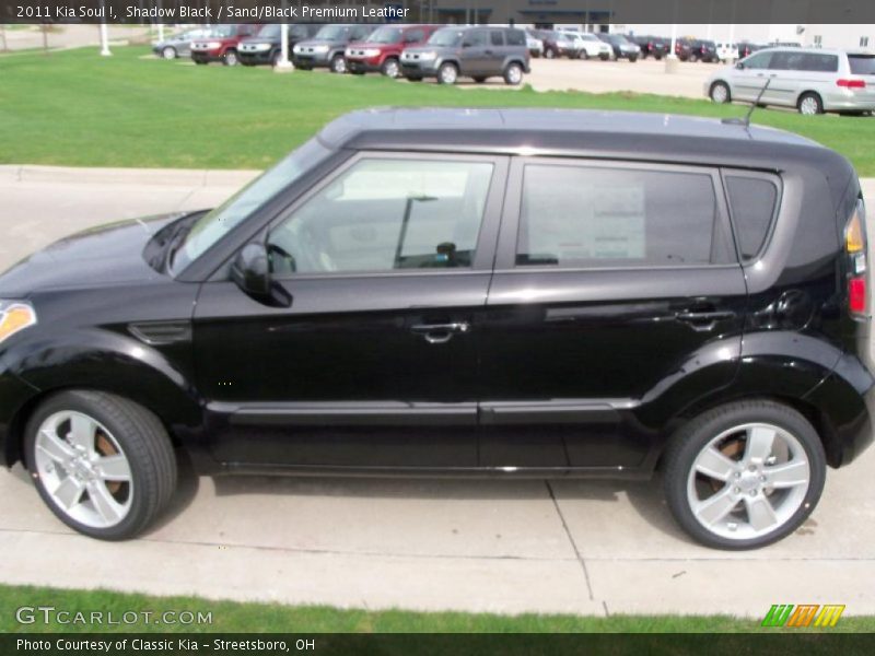 Shadow Black / Sand/Black Premium Leather 2011 Kia Soul !